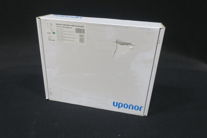 463865-1 Control panel with control unit Uponor I-76 + C-56 radio