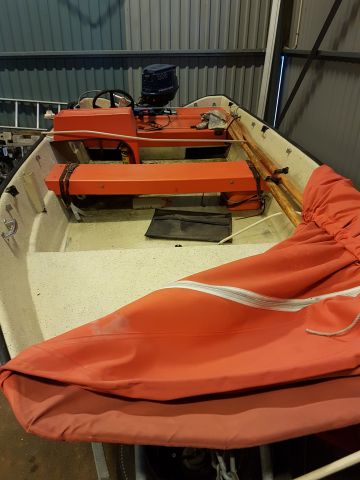 474175-5 Flipper styrpulpet med Volvo Penta 20 hk