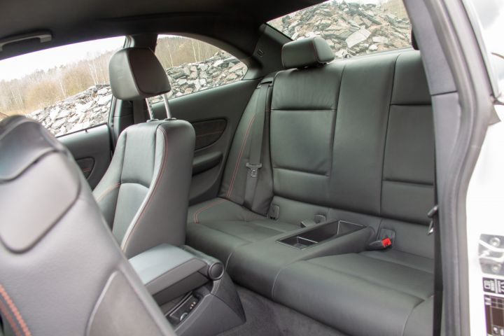 474205-14 BMW 1M Coupe 340 HK -11 Svensksåld