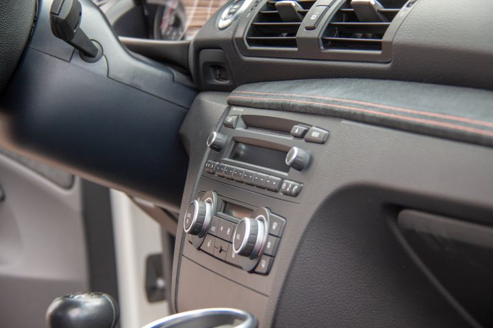 474205-15 BMW 1M Coupe 340 HK -11 Svensksåld