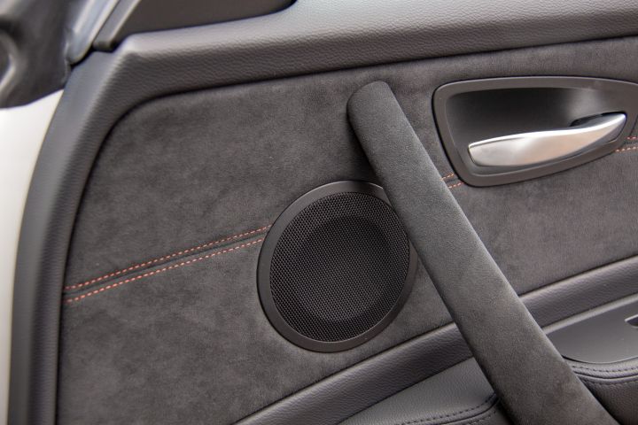 474205-16 BMW 1M Coupe 340 HK -11 Svensksåld