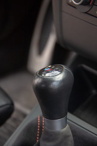 474205-19 BMW 1M Coupe 340 HK -11 Svensksåld