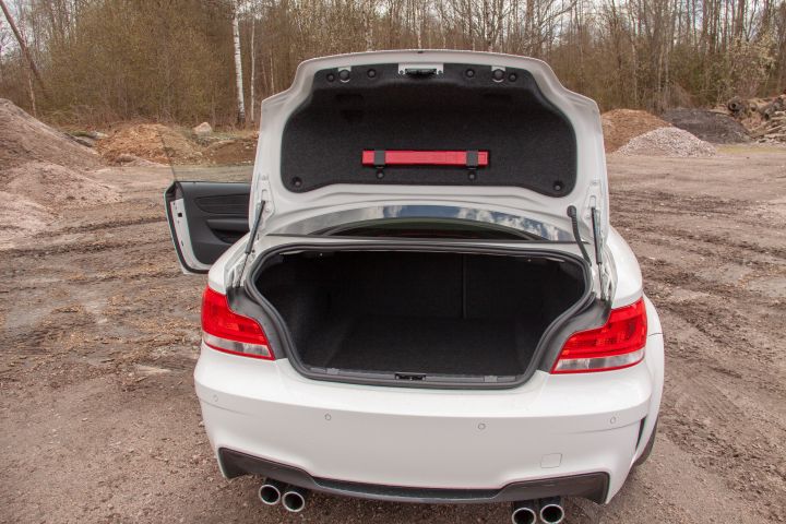 474205-20 BMW 1M Coupe 340 HK -11 Svensksåld