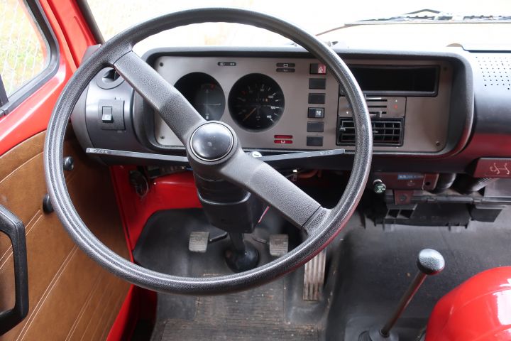 468922-23 Fire truck VW LT35 -78