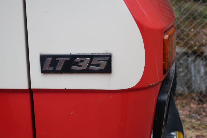 468922-40 Fire truck VW LT35 -78