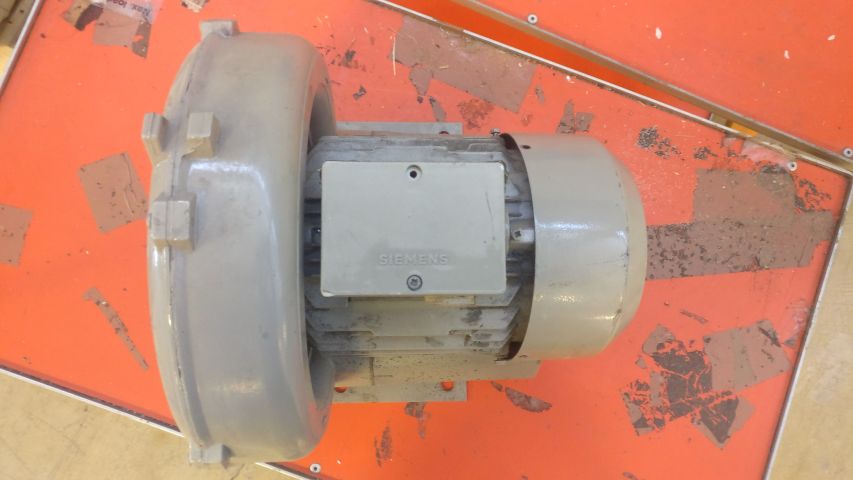 474286-5 Siemens ELMO-G 2BH1 Vacuum Pump