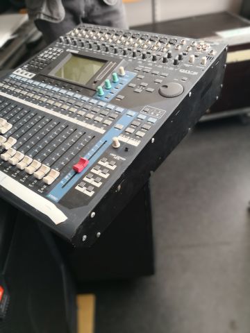 474295-7 Digital Mixer Yamaha 01V96