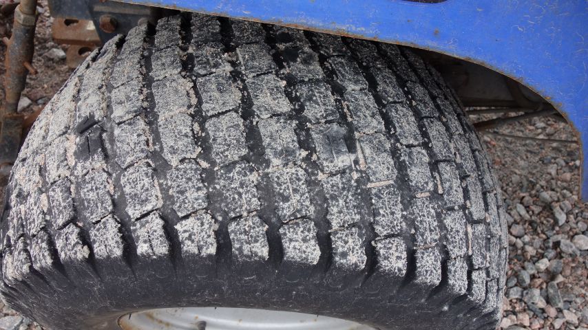 471672-8 Iseki TXG 23 Compact tractor