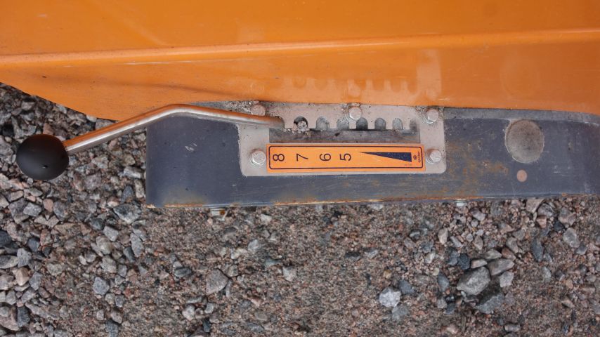 471672-25 Iseki TXG 23 Compact tractor
