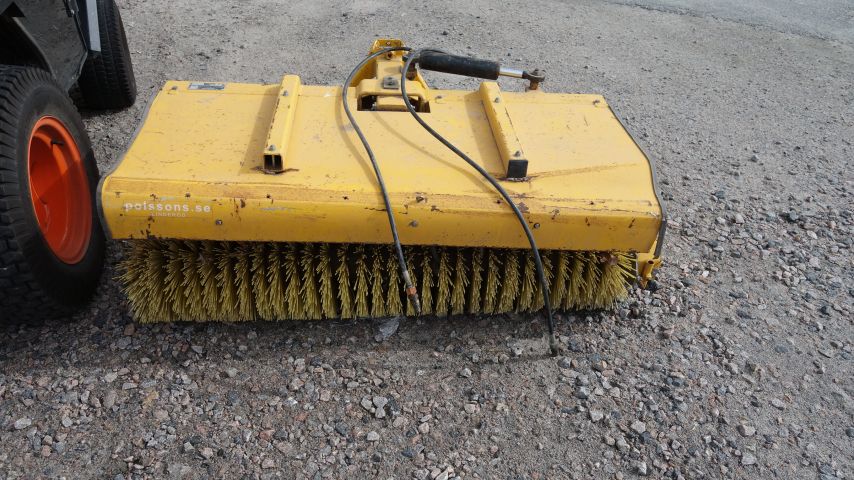 471672-32 Iseki TXG 23 Compact tractor