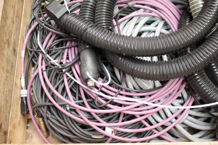 473871-10 Hose kit & robot cable, 3 pallet