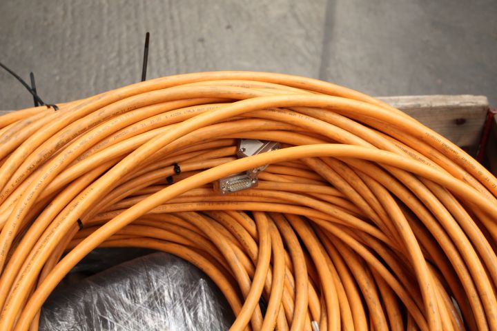 473871-14 Hose kit & robot cable, 3 pallet