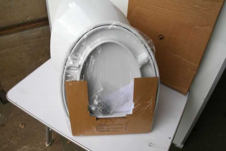 474817-8 Wall-mounted WC. GSI, Italy. Model Modo Wall-Hung WC 51. Unused