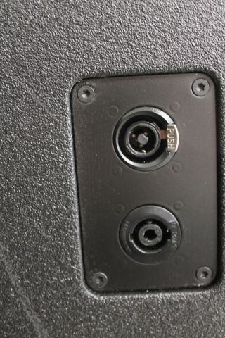 454190-8 2 pcs D & B V10P Speaker