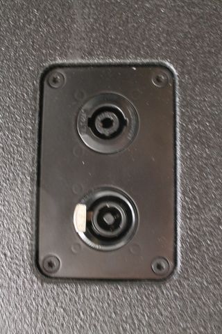 454190-9 2 pcs D & B V10P Speaker