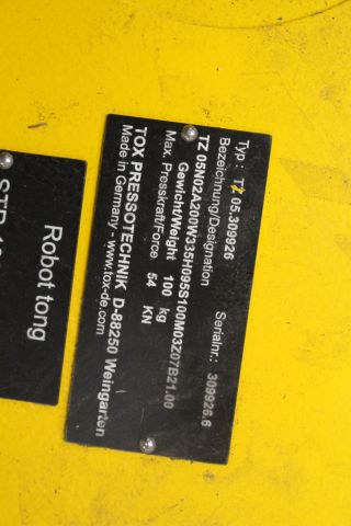 473681-3 Industrial robot tong TOX Pressotechnik