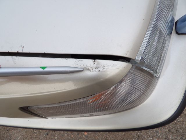 410318-10 Mazda 626, 2.2i from 1989