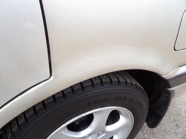 410318-17 Mazda 626, 2.2i from 1989