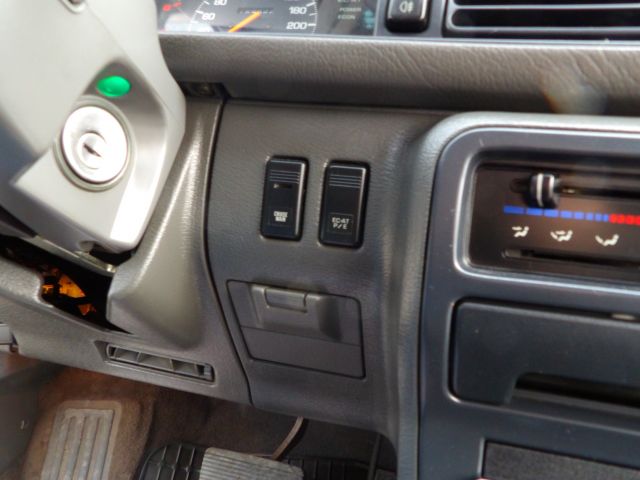 410318-29 Mazda 626, 2.2i from 1989