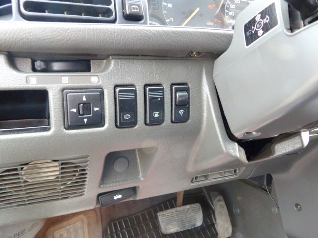 410318-30 Mazda 626, 2.2i from 1989