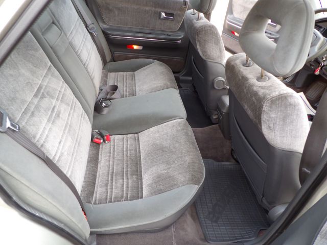 410318-39 Mazda 626, 2.2i from 1989