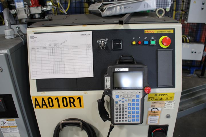 475210-14 Fanuc M900-iA / 350 Industrial Robot (655 hours)