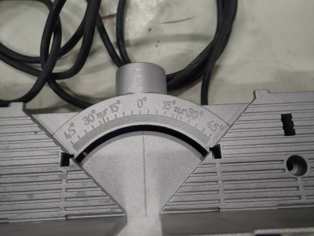 467781-11 BOSCH Precision saw