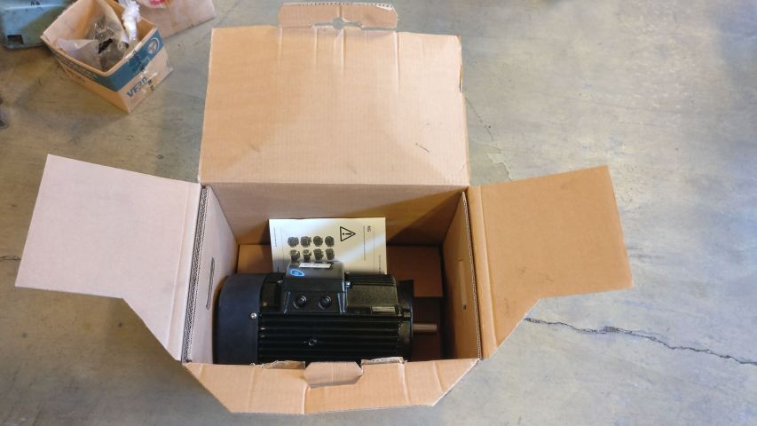 476161-6 Grundfos 2.2kW pump motor (unused)