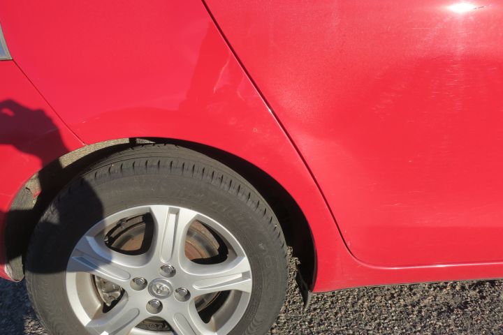 470405-11 Toyota Yaris -11