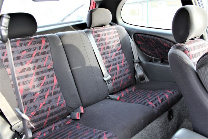 433657-16 Toyota Corolla 3-door Semi-trailer 1.3 Manual, 86hp, 1999