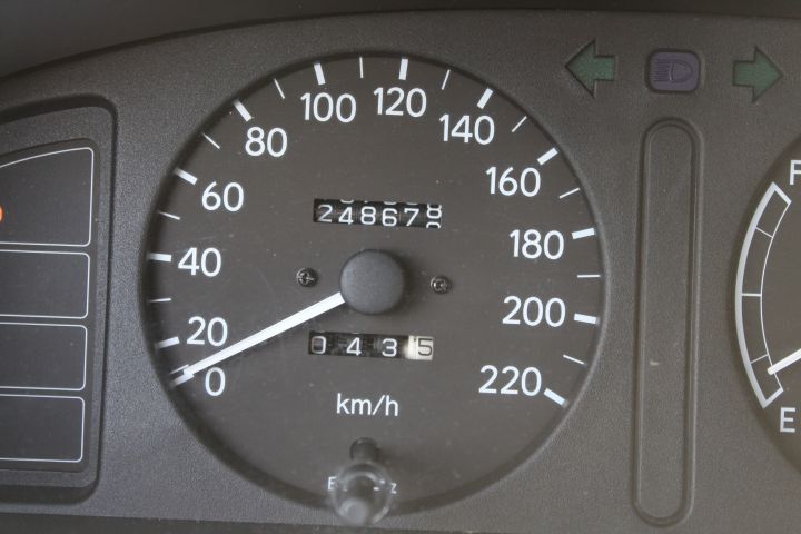 433657-18 Toyota Corolla 3-door Semi-trailer 1.3 Manual, 86hp, 1999