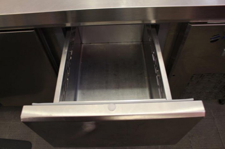 476780-6 Stainless steel refrigerator Fahostec with 5 compartments