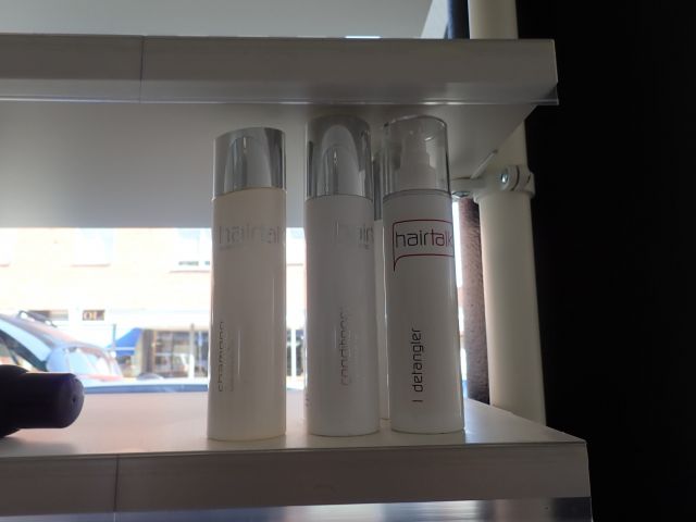 467798-3 Hair products KÉRASTASE, Hairtalk and Forme Fatale