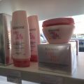 467798-5 Hair products KÉRASTASE, Hairtalk and Forme Fatale