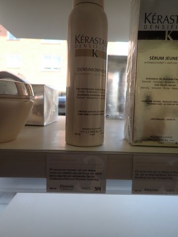 467798-10 Hair products KÉRASTASE, Hairtalk and Forme Fatale