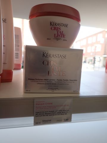 467798-13 Hair products KÉRASTASE, Hairtalk and Forme Fatale