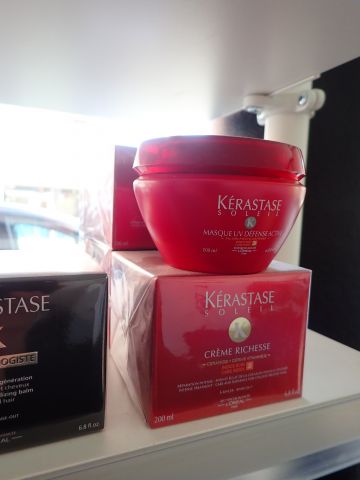 467798-15 Hair products KÉRASTASE, Hairtalk and Forme Fatale