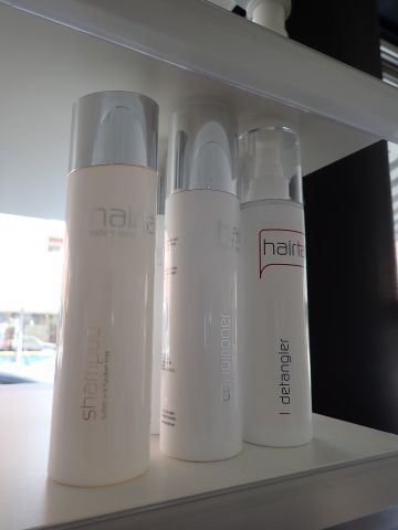 467798-16 Hair products KÉRASTASE, Hairtalk and Forme Fatale