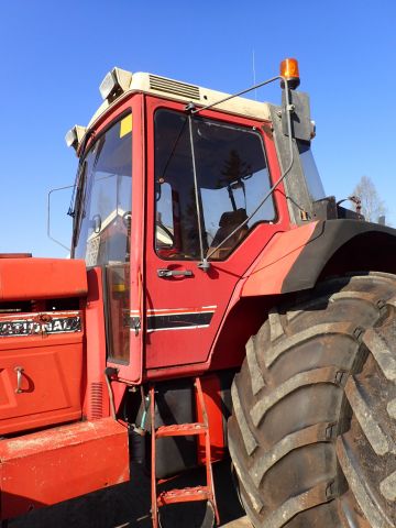 453036-54 INTERNATIONAL 1455 Reg: DRD076