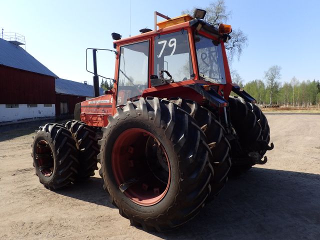 453038-7 BM VOLVO-VALMET 805-4 Reg: LOG074