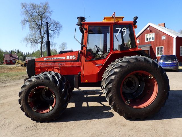 453038-8 BM VOLVO-VALMET 805-4 Reg: LOG074