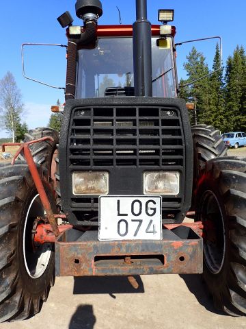 453038-17 BM VOLVO-VALMET 805-4 Reg: LOG074