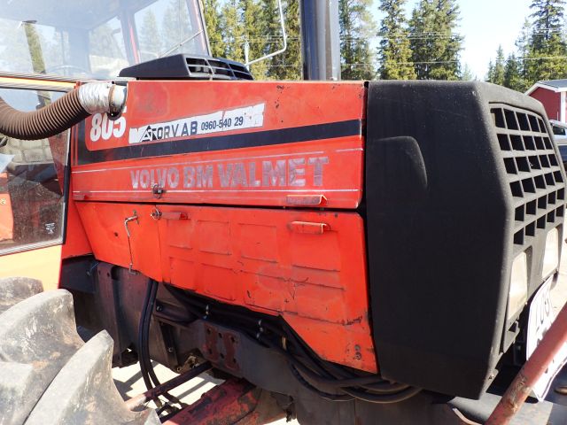 453038-22 BM VOLVO-VALMET 805-4 Reg: LOG074