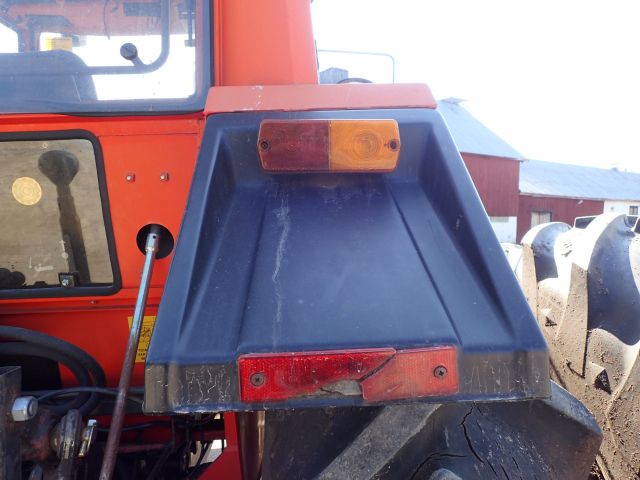 453038-38 BM VOLVO-VALMET 805-4 Reg: LOG074