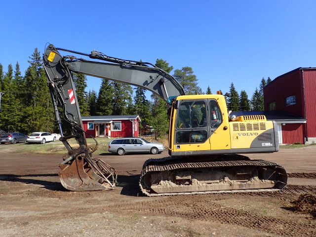 453039-1 Volvo EC180B