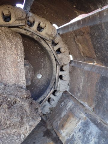 453039-17 Volvo EC180B