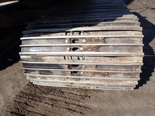 453039-20 Volvo EC180B