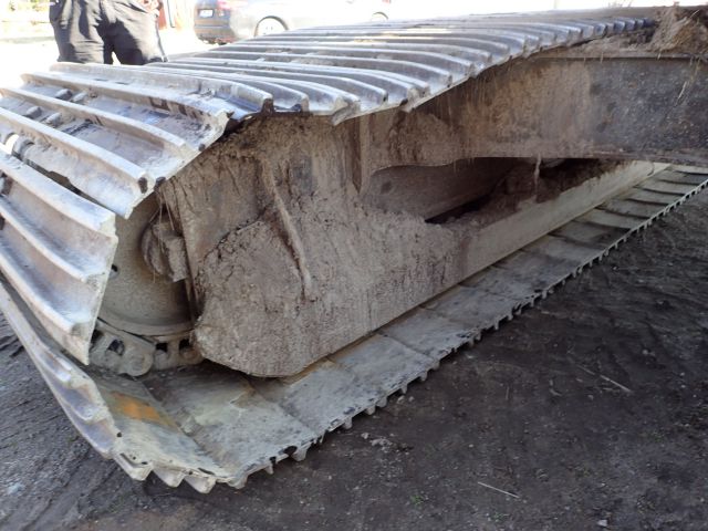 453039-23 Volvo EC180B