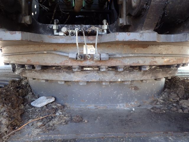 453039-25 Volvo EC180B