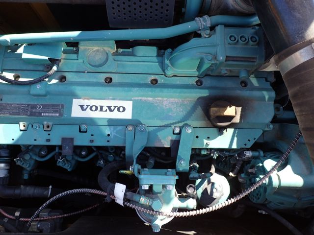 453039-42 Volvo EC180B